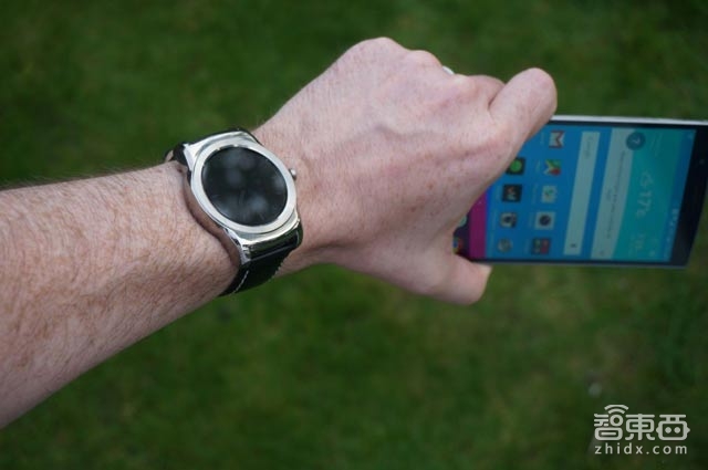 LG Watch Urbane 4月28日发售 可手势控制