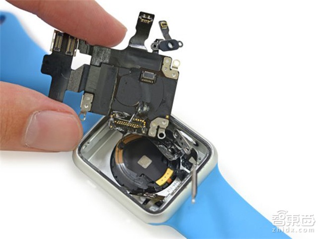iFixit公布Apple Watch可修复性得分