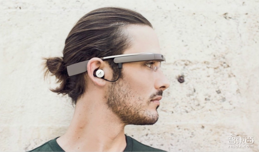 Google Glass的下一步 要从开发配套入耳式耳机开始