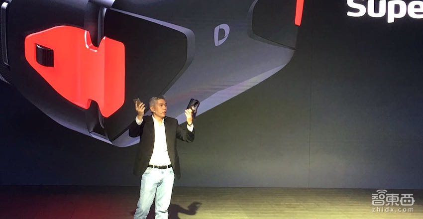 谷歌Daydream公布前 深圳超多维推出3D/VR定制化手机
