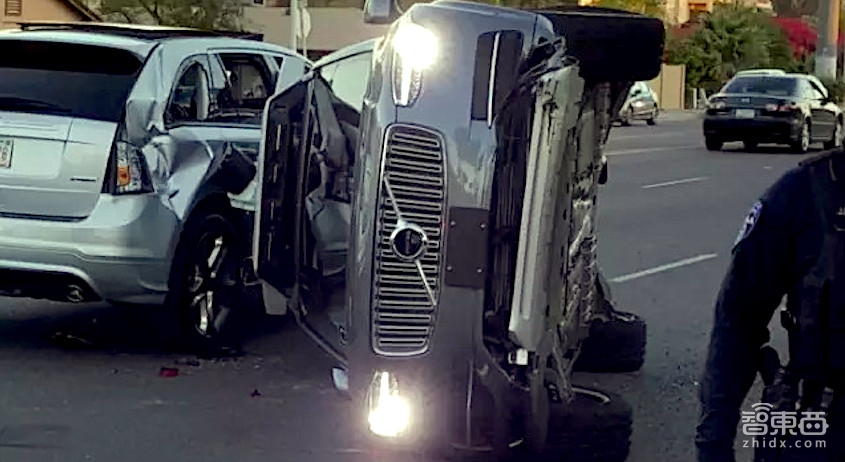 Uber无人车卷入严重车祸 测试项目被停牌