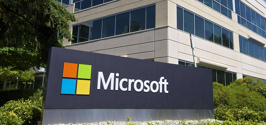 微软云计算收入飙升64%，首次超越Windows，市值再上万亿美元