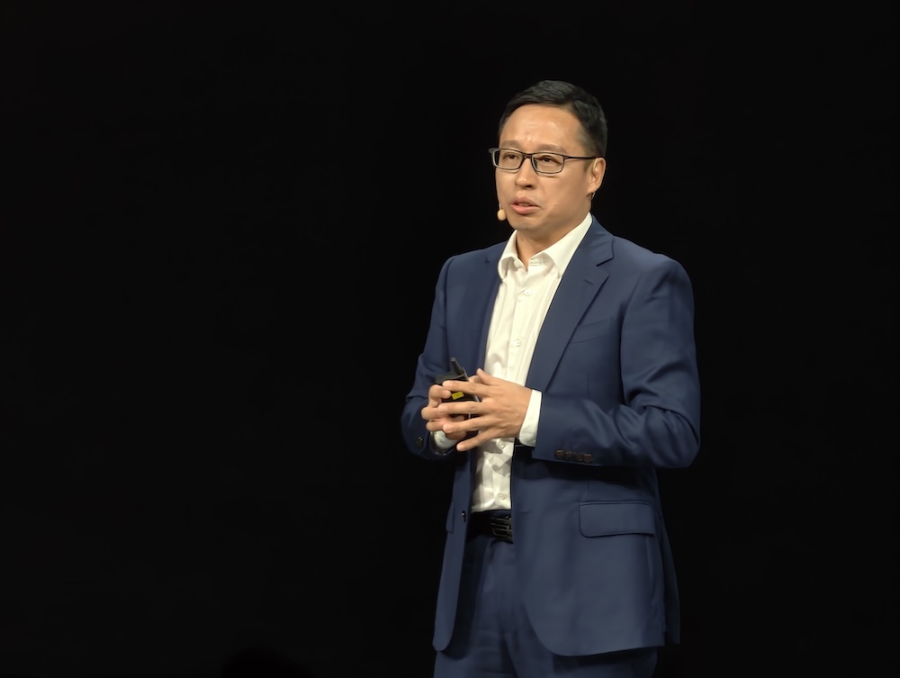 又一款华为系新车来了!预售32.99万起,华为乾崑全家桶上车