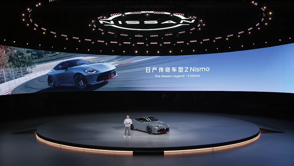 油车首搭华为鸿蒙座舱!日产中国庆生40年,甩出三款新车,补全插混拼图