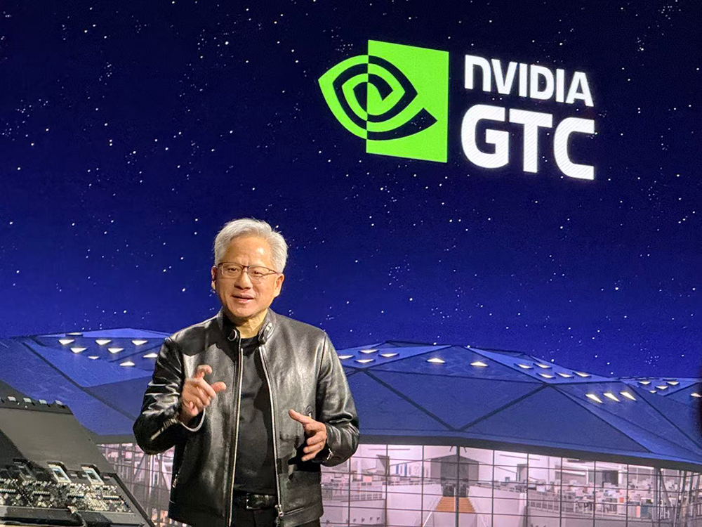 黄仁勋105分钟对话实录:万亿美元这么赚!谈中国、H200、养虾、Groq,炮轰DLSS 5批评者