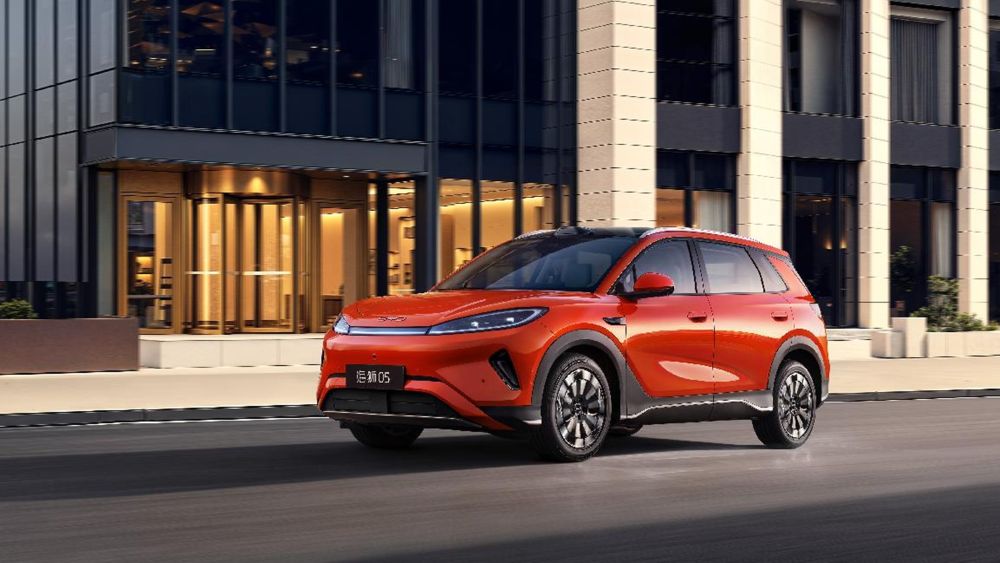 2026款海狮05双车上市!305km纯电续航+9分钟闪充,售价9.79万元起