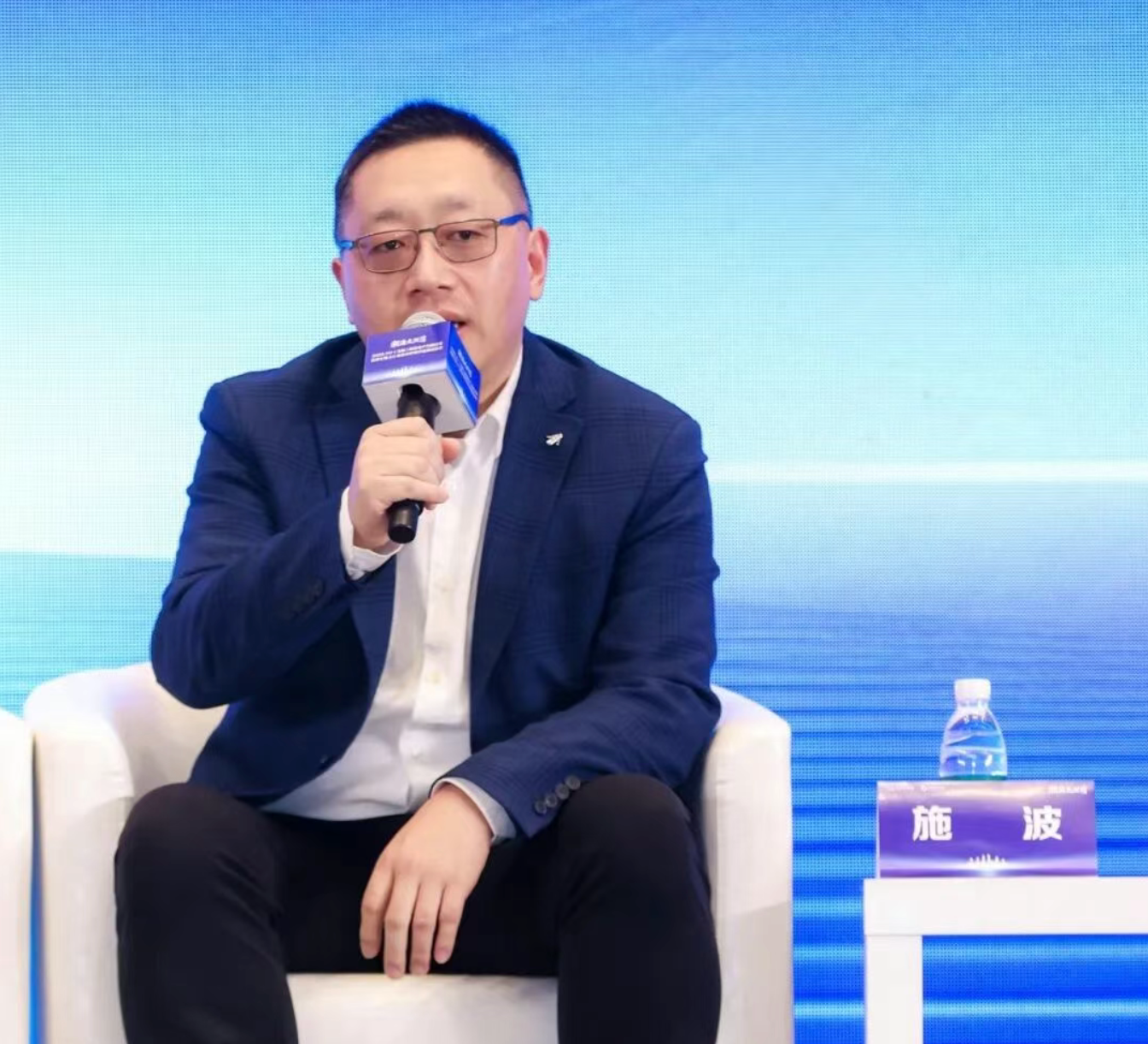 智元、经纬与国资都投了,新奇机器人半年融3轮