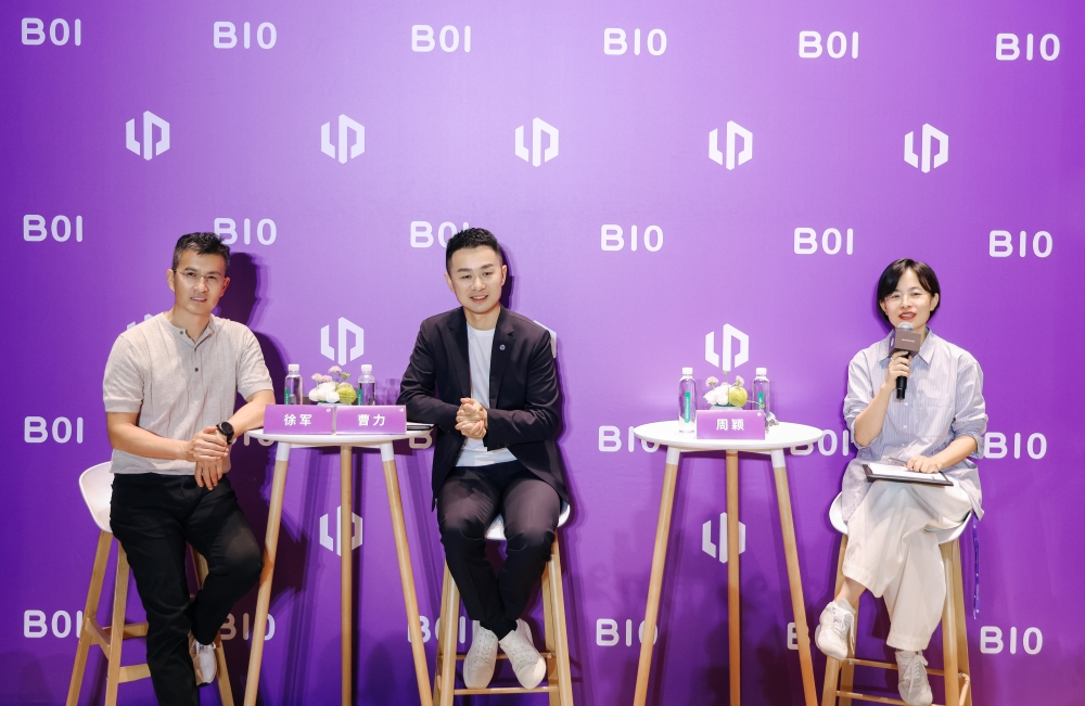 对话零跑徐军曹力:汽车发布会密度远超手机行业,海外销量占比已近30%