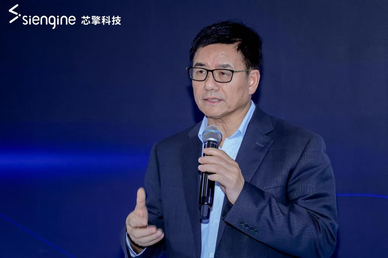 李书福的武汉芯片独角兽,融资超13亿
