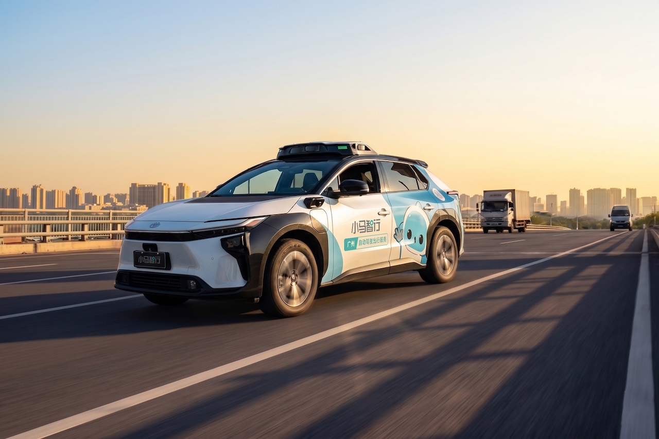 海外部署超4000辆,小马智行如何拼出Robotaxi出海闭环?