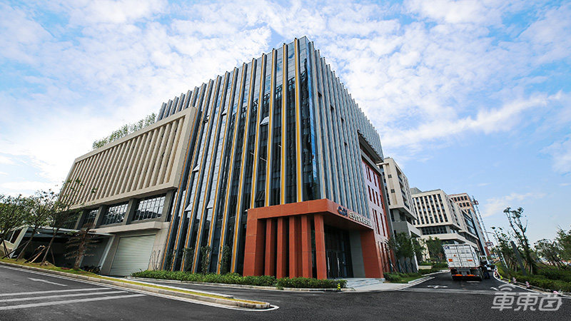 孵化出大疆后 李澤湘又玩自動(dòng)駕駛 成立1年?duì)I收超3000萬