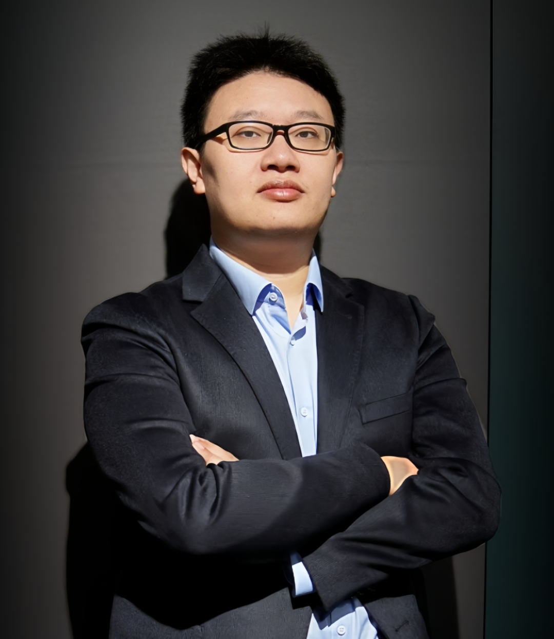 浙大学霸弃医造机器人,5年融资2.8亿,赴港IPO