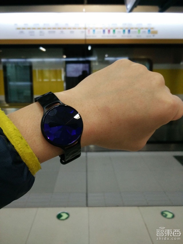 刷刷手环体验:可替代公交卡,部分细节待完善