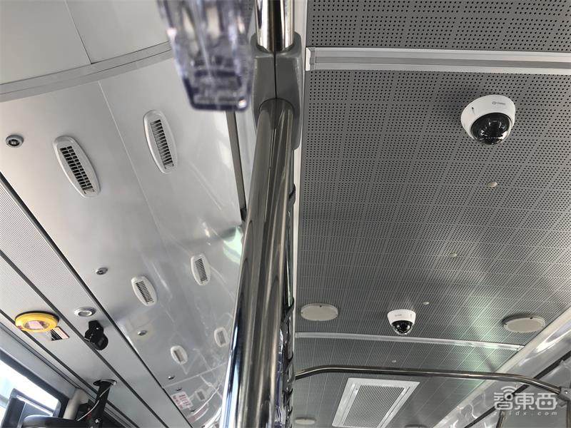 空姐用AR眼镜锁定你！亲测大兴机场八大黑科技，一张脸刷到底