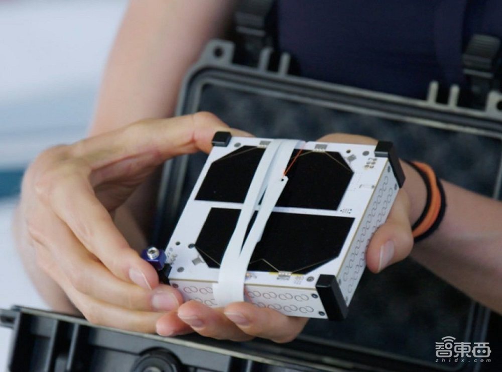 补强星链卫星互联网!马斯克SpaceX完成首笔公开收购