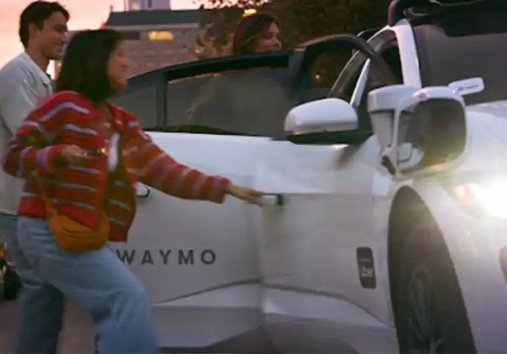 特斯拉Robotaxi车队缩水，仅剩20辆在运营，与Waymo差距拉大