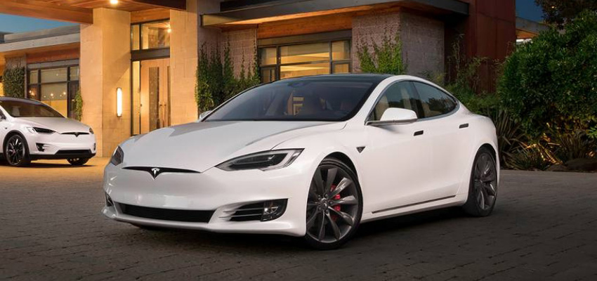 特斯拉跌下神坛!Model 3美国销量腰斩,在欧洲丢掉王座