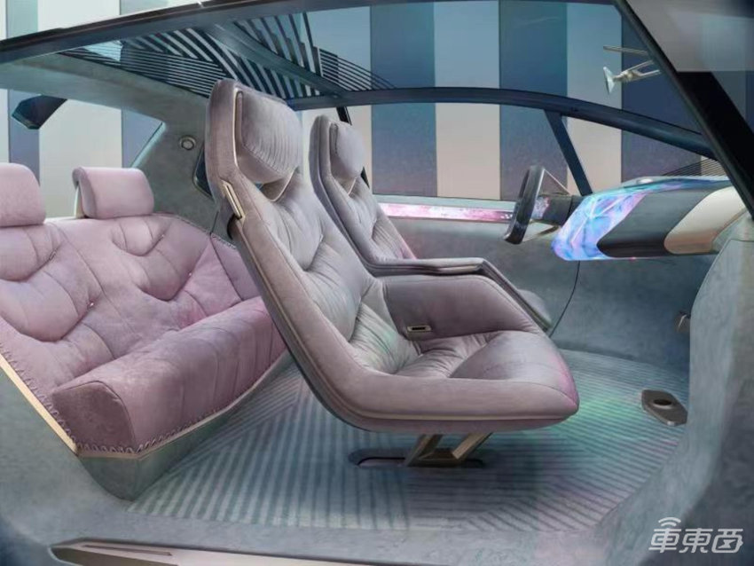 BBA组队秀电动豪车,纯电迈巴赫电动大G都来了,这谁顶得住?