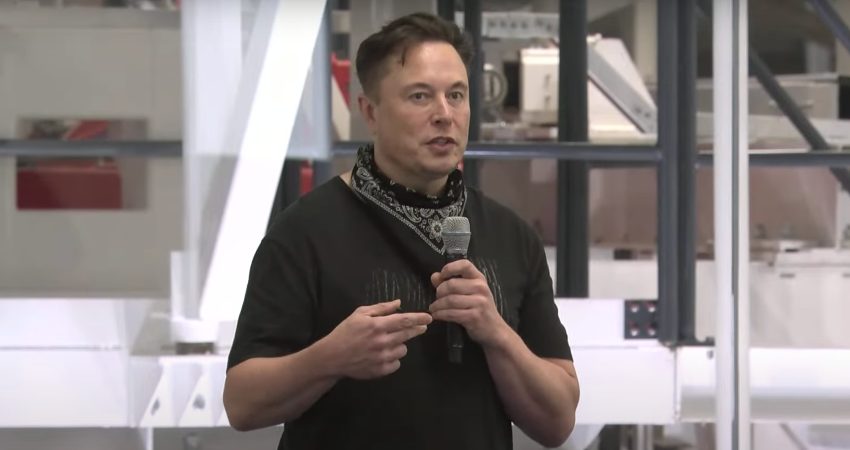 马斯克：供应链短缺导致涨价，4680电芯已在加州投产