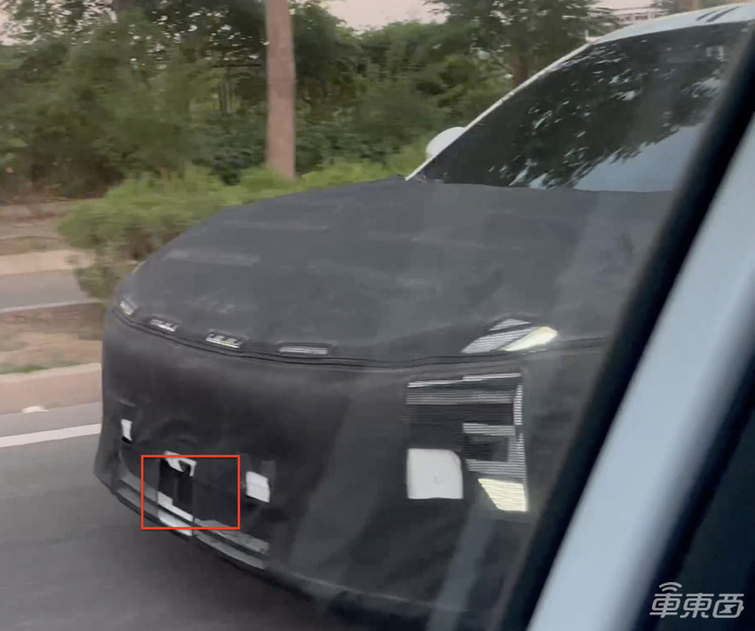 百度家的量产车曝光!逐帧解析10大关键点