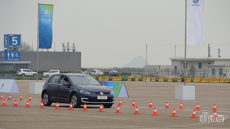 大众汽车步入电动时代！珠海试驾三款纯电新车