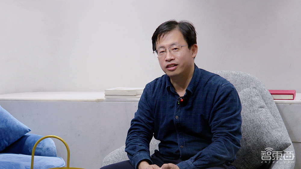 盘古大模型AI生态加速营正式结营，33家创企“毕业”，对话4位创始人谈AI落地