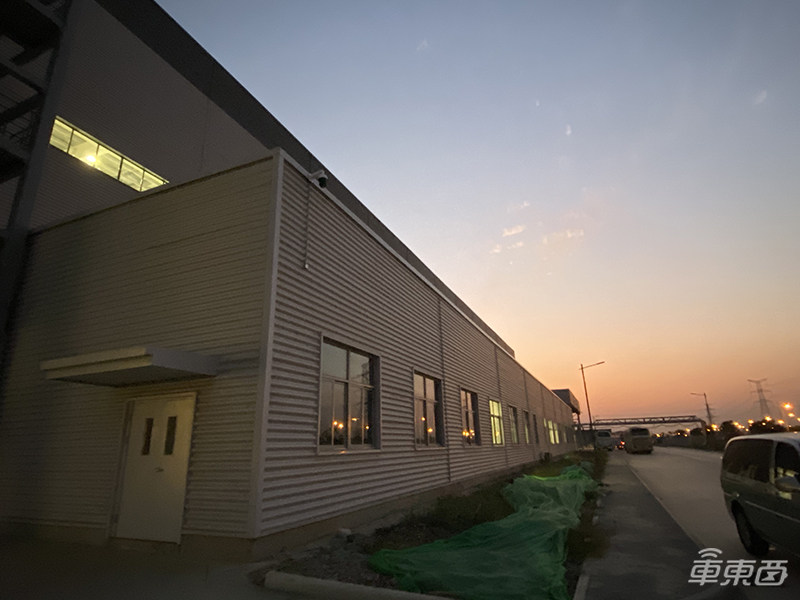 拜腾M-Byte动力和底盘抢先体验!量产顺利推进,内饰大屏就绪