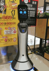 机器人进驻商场,落地使用实地探访