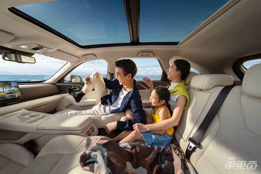 两驱能耗四驱体验，高阶智驾上车！二代哈弗枭龙MAX预售13.88万起