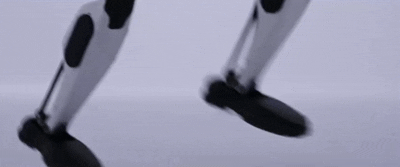 一段全尺寸人形机器人托马斯回旋视频，世界的目光转向中国