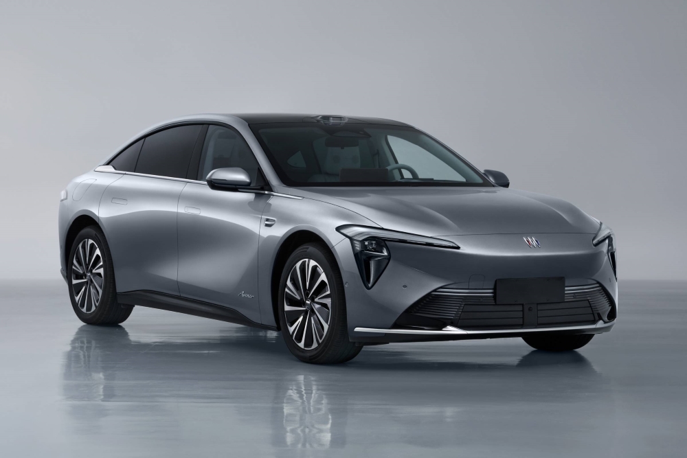 华为系连上三款车,特斯拉两大车型更新!7月工信部车展重磅新车解读