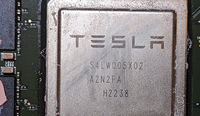 特斯拉HW4自动驾驶大脑首曝！大神硬核拆解，很快全系上车