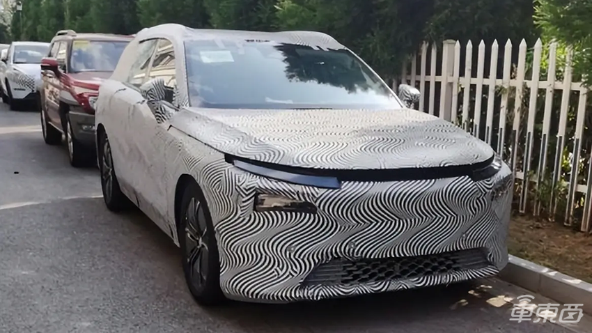 卷起来了！小鹏汽车全系降价，P7最高降3.6万