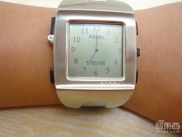 脑洞停不下来的五个奇葩可穿戴设备