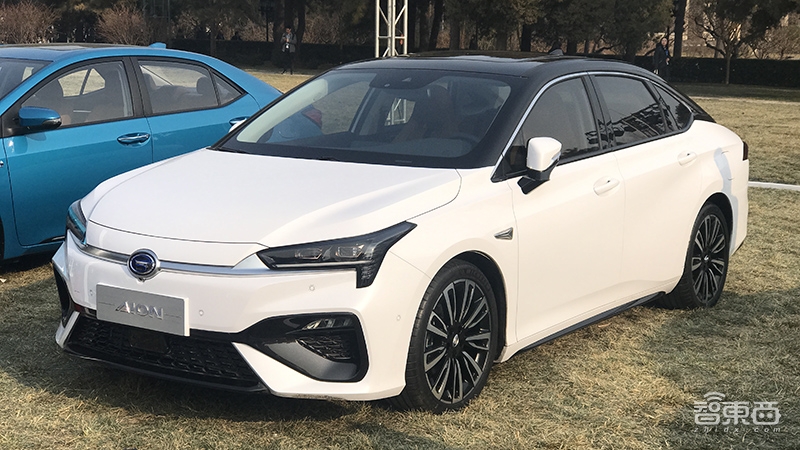 2030年中国将告别燃油车?电动百人会论坛首日6大干货