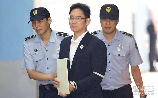 三星手机雪崩式溃败中国:从20%跌到0.8%