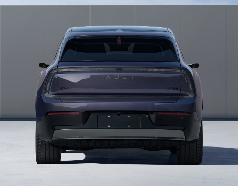 2025年最后一届工信部车展来了!AUDI首款SUV亮相,比亚迪秦家族又添一款新车