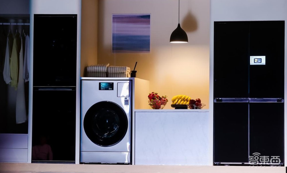 三星要把AI做进整个家里,电视AI识屏一键问答,冰箱化身健康管理大师