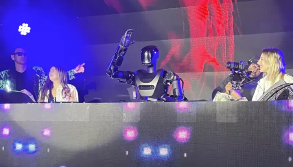 人形机器人创企被曝推进超7亿融资：机器人负载是Figure AI 2倍、今年量产、35名员工