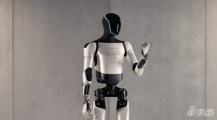 马斯克又跳票了！特斯拉人形机器人被推迟，或2026年量产