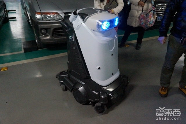 硬创先锋傅军:机器人是拯救O2O上门洗车的制胜法宝吗?