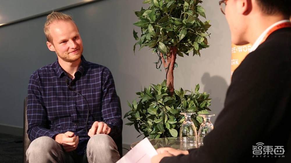 谷歌斯坦福大神给机器人造大脑,OpenAI是股东,投资人又来排队砸钱了!