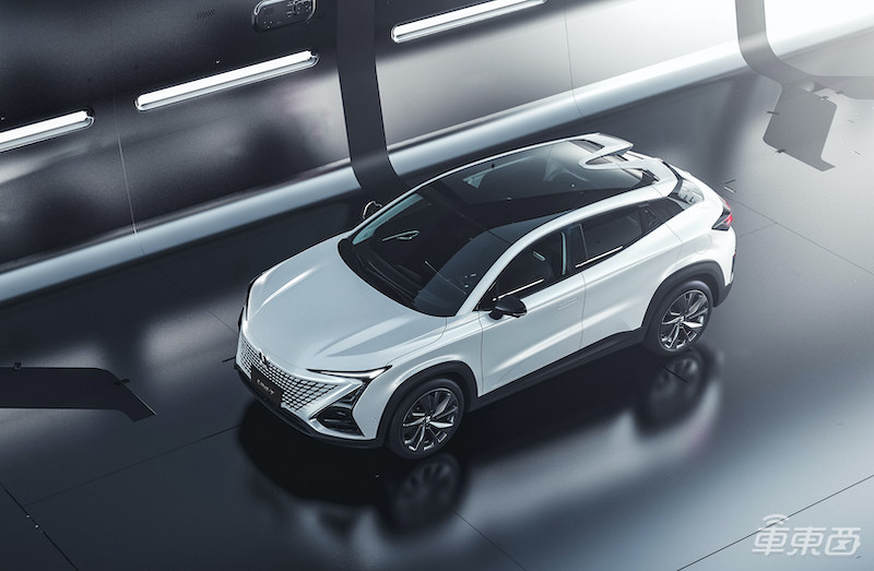 长安UNI-T全球发布 除了用外观讨好年轻人 还重新定义了L3？