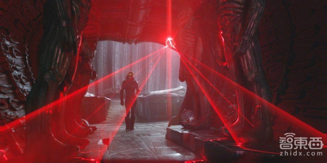 Microsoft HoloLens 把科幻电影推向了现实