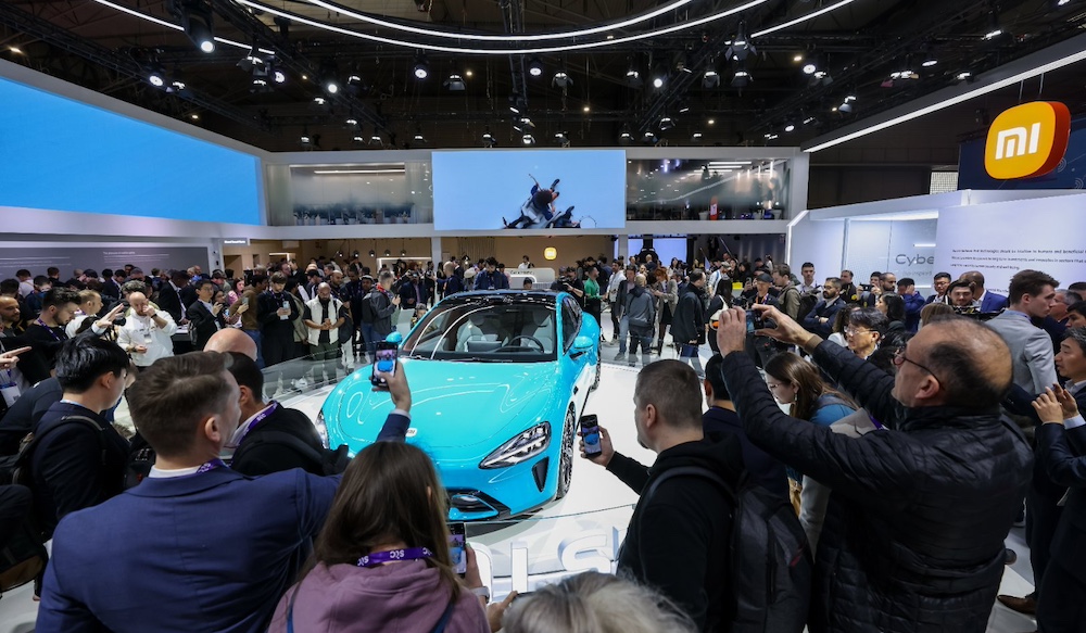 小米问界仅差近千台！新势力月销集体走跌，两家接近“腰斩”