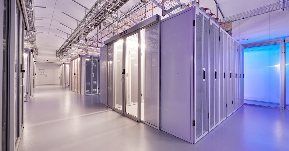 起底AI算力新黑马：手握45万块GPU，年营收将超70亿，独家承包“星际之门”