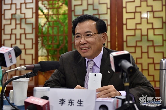 CEO们的两会:李彦宏马化腾雷军的这些提案押宝了智能