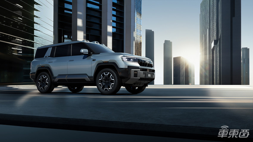 583硬派家族+SUPER 9跑车，方程豹全家桶亮相，献礼比亚迪30周年