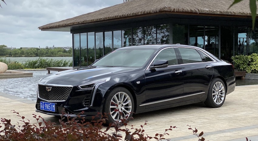 实测凯迪拉克超级巡航!上高速后可松手,司机看路就能走