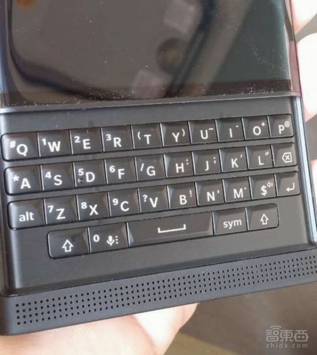 黑莓Venice 首款Android全物理键盘手机曝光